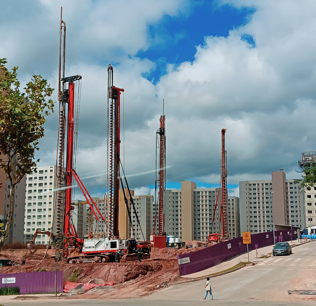 Estaca escavada x hélice contínua